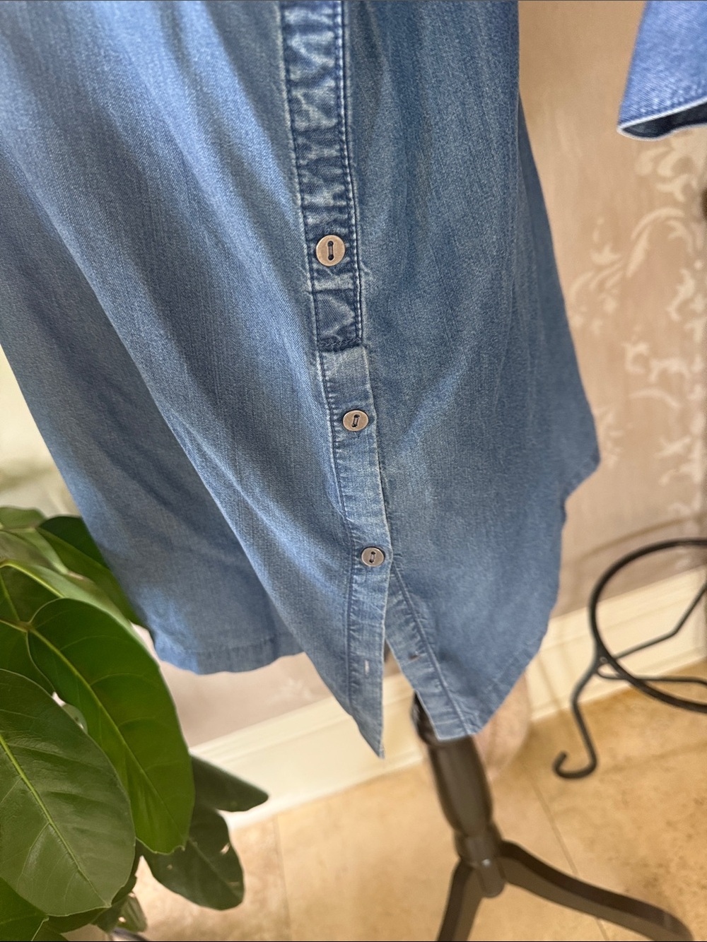 J. JILL button down, top extra large, very good condition. XL - Picture 4 of 10